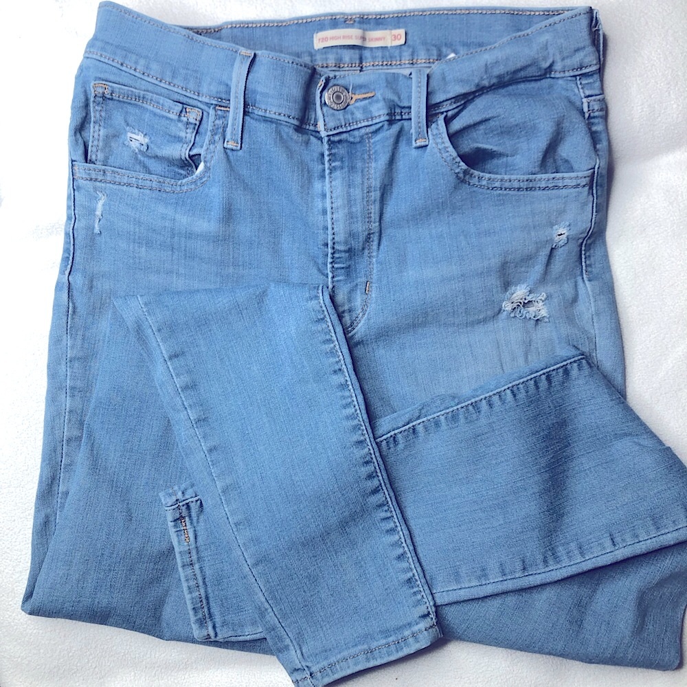 Levi's 720 High Rise Super Skinny Women's Light Blue Jeans Size 30 Like NEW!! - Picture 3 of 13